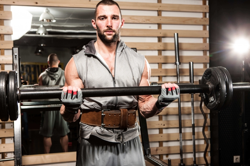 Weight lifting gloves