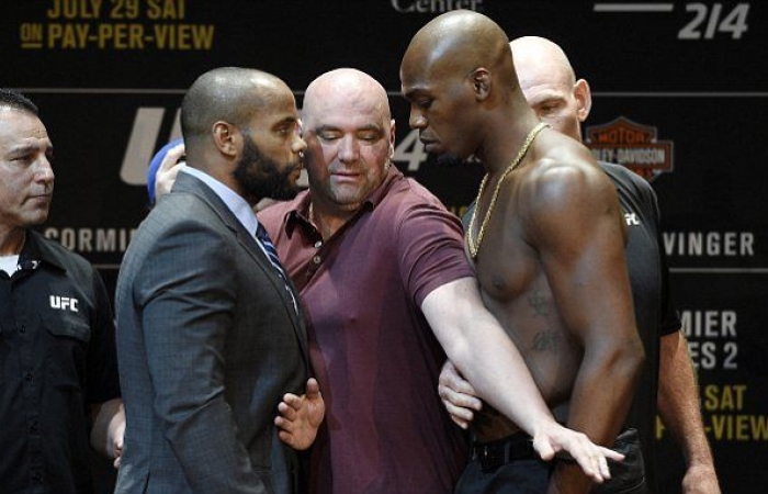 Daniel Cormier, Dana White, Jon Jones scuffle at press event