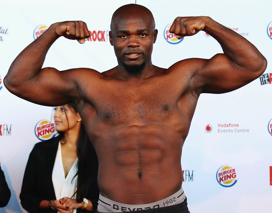 Anthony Joshua vs Carlos Takam