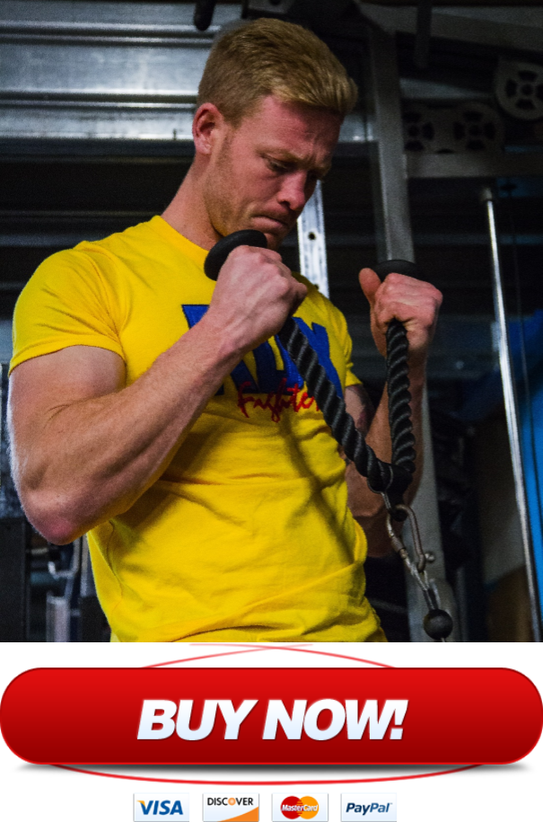 Man using RDX Tricep Rope