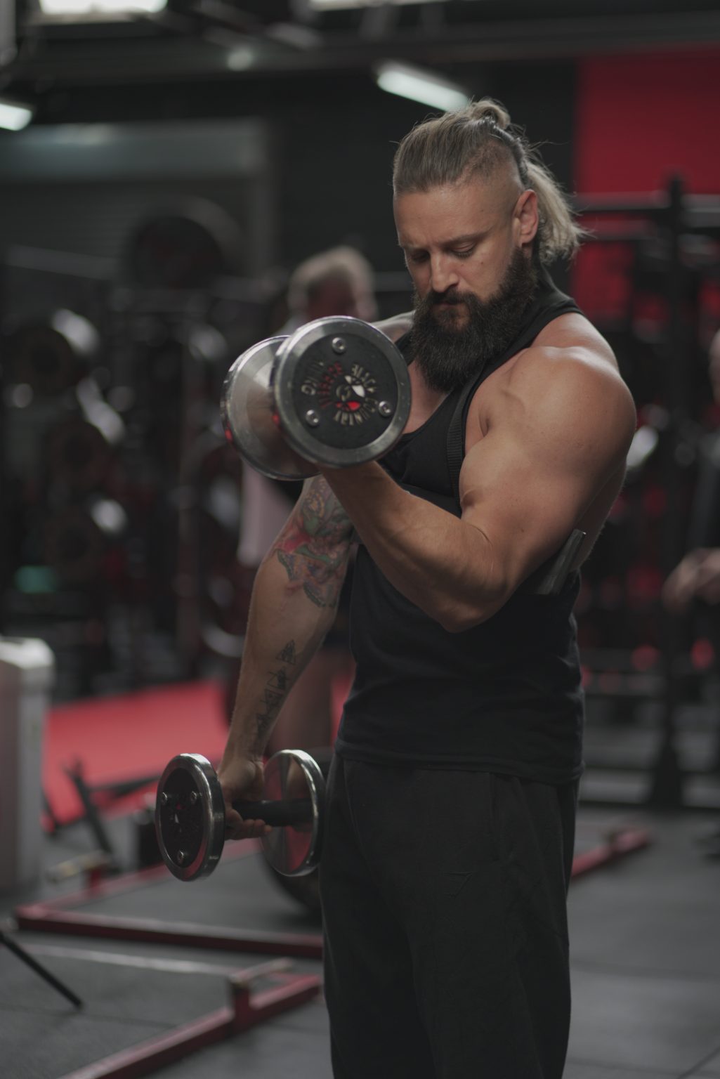 8 Muscle Building Tips for Beginners