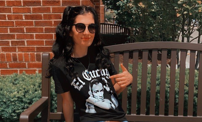 Lauren Flynn, A true Tony Ferguson fan