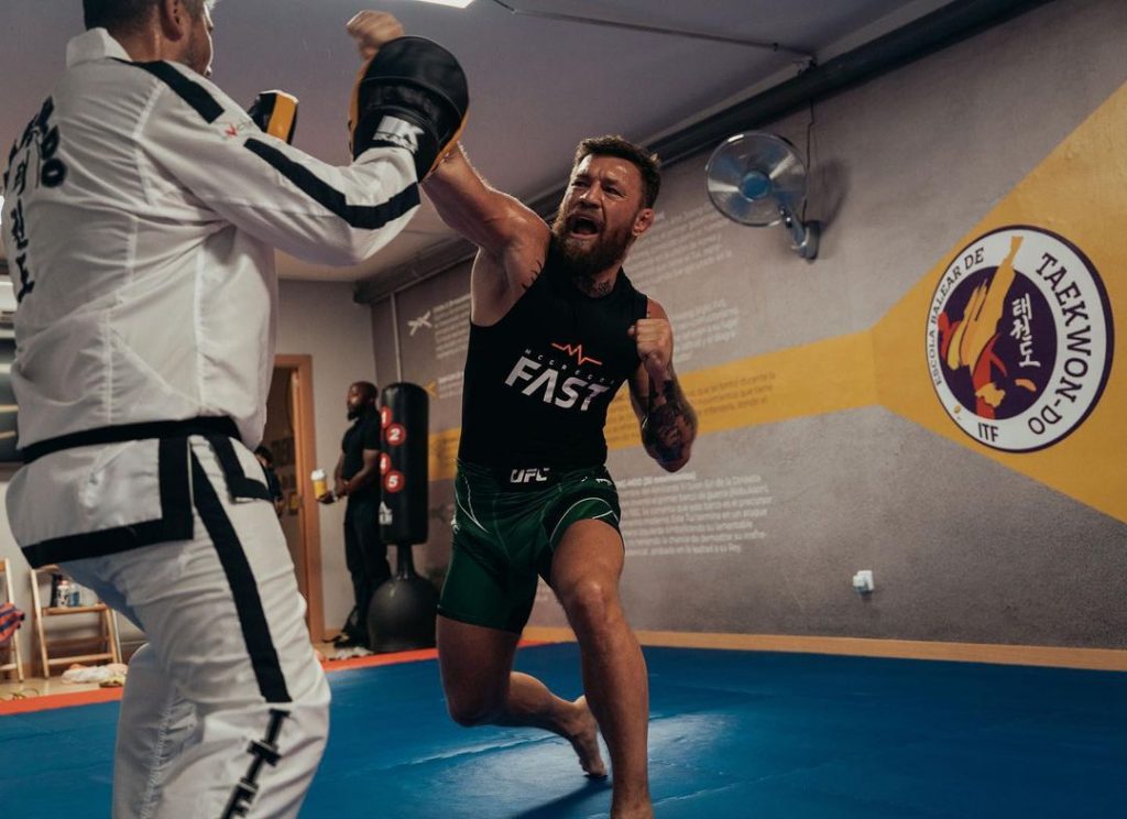 Conor training taekwondo 