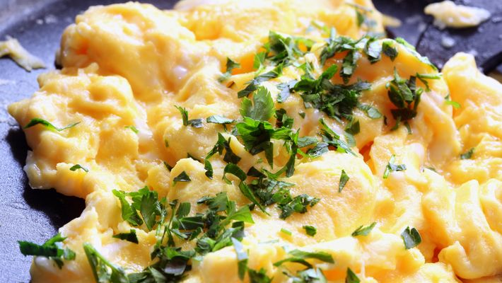 The Ultimate Spicy Scrambled Eggs Recipe