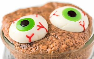 Black and Orange Chia Pudding 