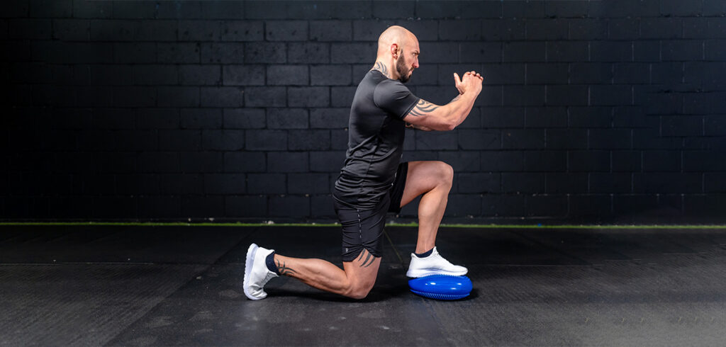 Mindfulness and Fitness: Achieving Balance in the New Year Mindfulness and Fitness-Achieving Balance in the New Year