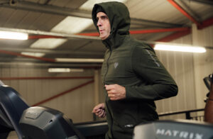 Sweating in a Sauna Suit Workout vs. Regular Workout