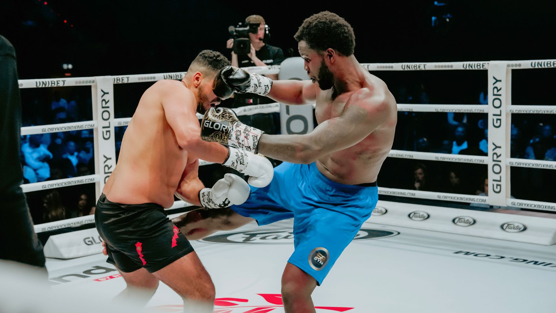 Donegi Abena vs. Tarik Khbabez