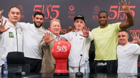 ‘The Big Bang is back!’ Zhang flattens Wilder as Frank Warren’s Queensberry sweeps Eddie Hearn’s Matchroom in Riyadh Frank Warren and his 5 vs 5 team