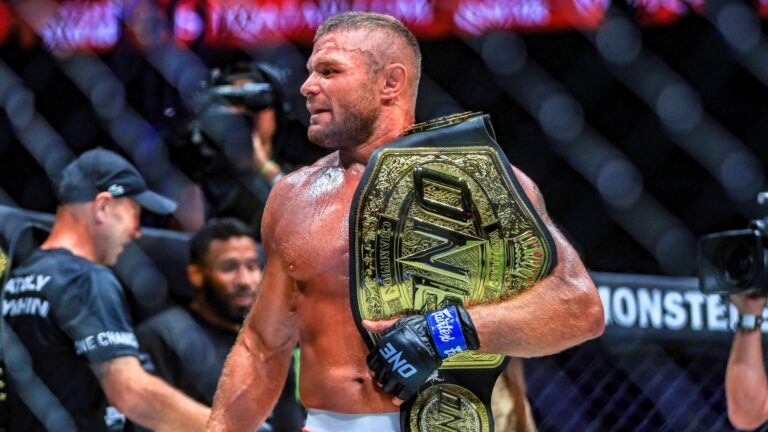 ‘Only the gods will decide’: Anatoly Malykhin breaks down Superlek vs. Haggerty at ONE 168 Anatoly Malykhin