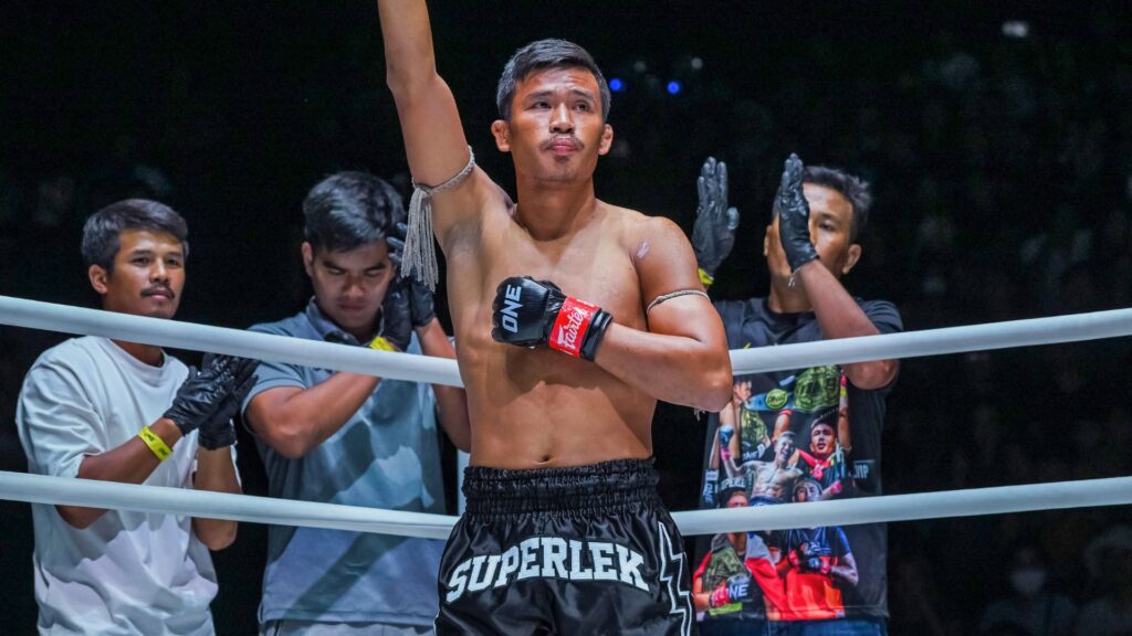 ‘100 percent all out’: Superlek promises finish against Jonathan Haggerty at ONE 168: Denver Superlek