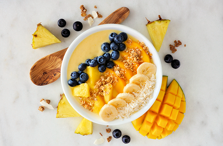 Smoothie for tropical energy boost 