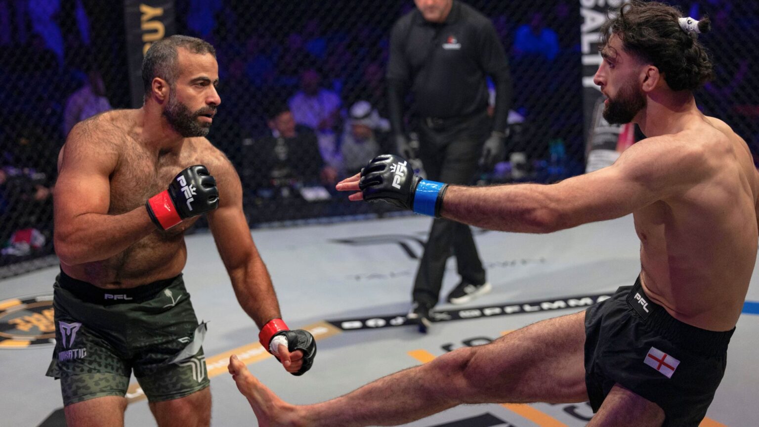 Manchester’s Haider Khan snaps opponent’s arm with front kick at PFL Road To Dubai Champions Series Haider Khan kicks Mostafa Nada