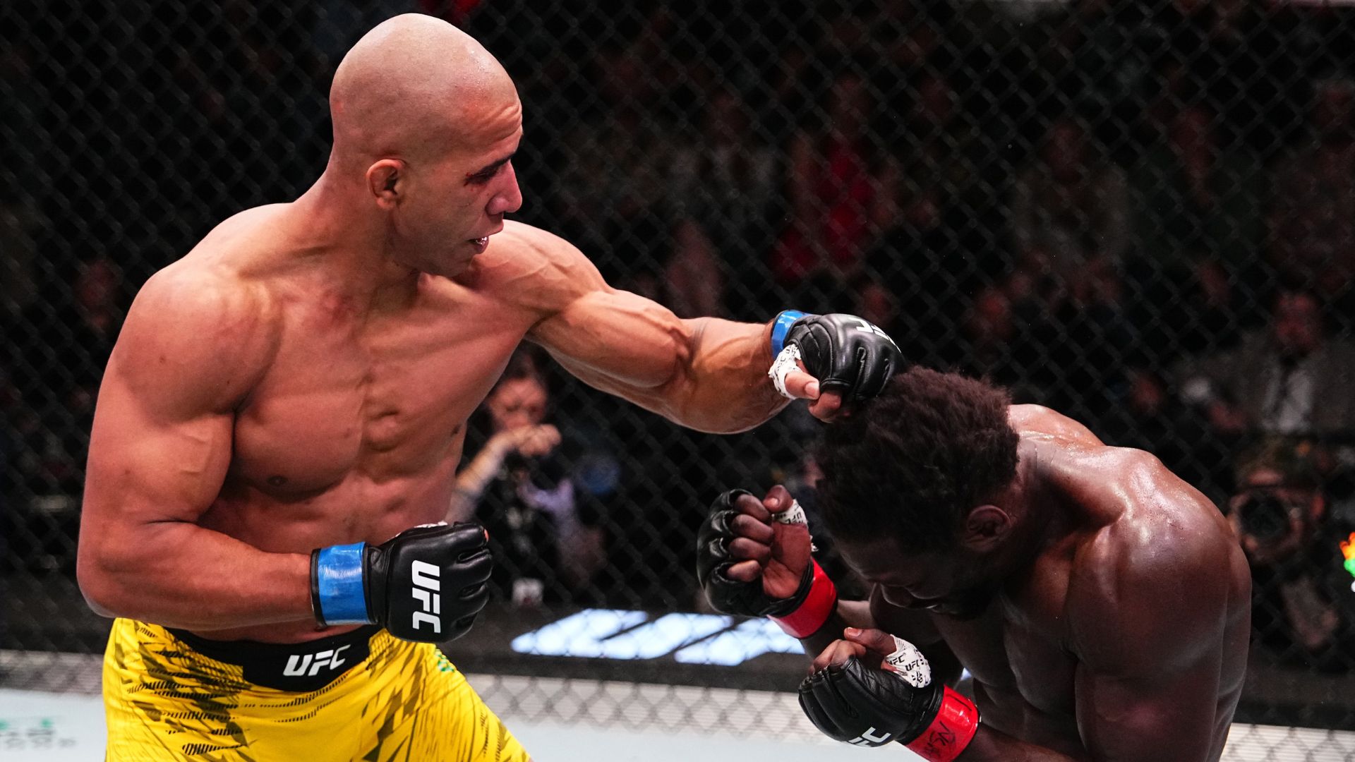 Jared Cannonier vs Gregory Rodrigues