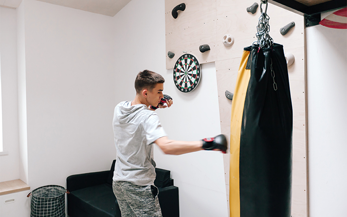 How to Train Boxing at Home Effectively