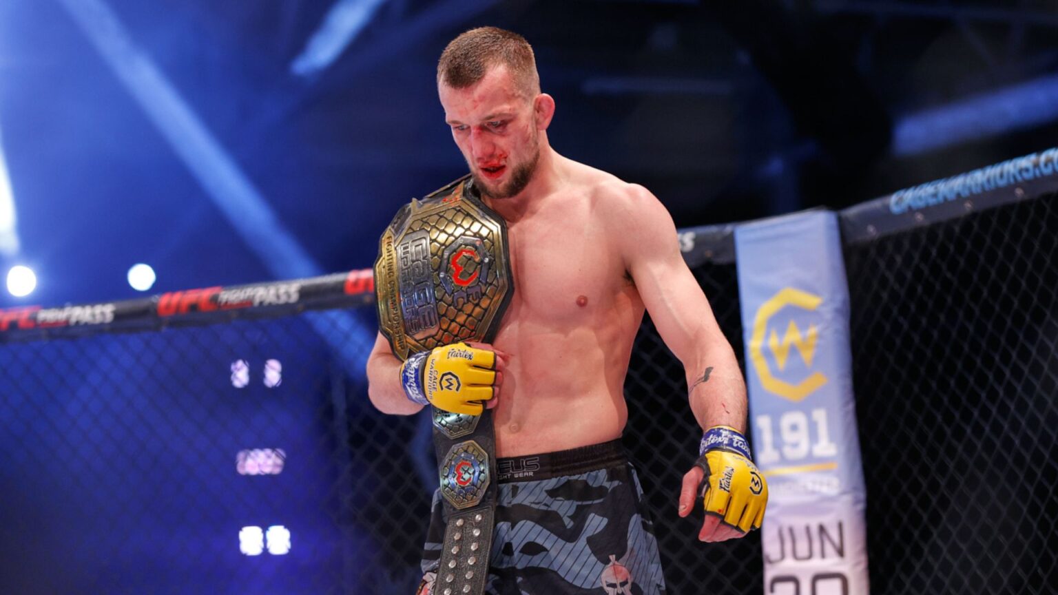 Cage Warriors 188: Justin Burlinson captures title with stunning come-from-behind win Justin Burlinson