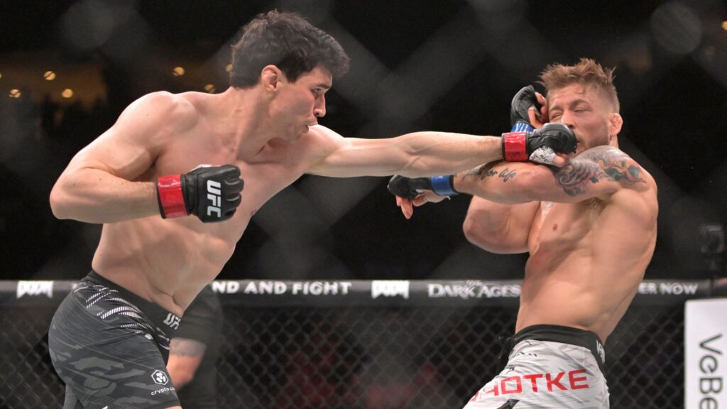 UFC 315: Mike Malott and Jasmine Jasudavicius shine on home soil Mike Malott vs. Charles Radtke