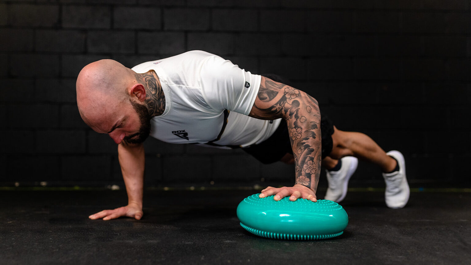Ultimate Guide to Push Up Progression: Improve Strength & Increase Reps Push-Up Progression