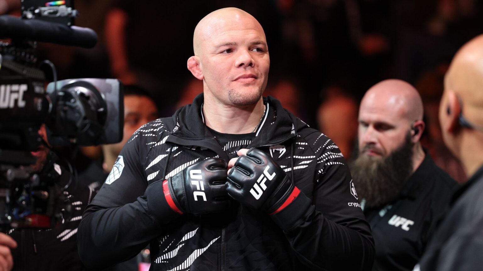 Former title challenger accuses Rodolfo Bellato of ‘faking it’ and ‘trying to get a cheap win’ against Paul Craig Anthony Smith