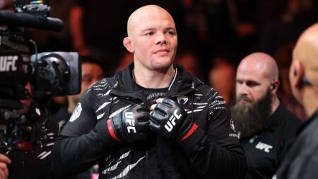 Former title challenger accuses Rodolfo Bellato of ‘faking it’ and ‘trying to get a cheap win’ against Paul Craig Anthony Smith