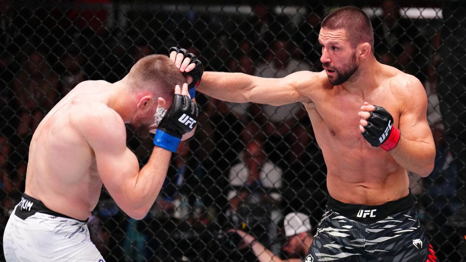 UFC Vegas 107: Mateusz Gamrot claims dominant decision win in unexpected headliner Mateusz Gamrot vs. Ludovit Klein