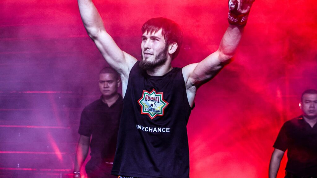 Fighting brotherhood: Ibragim Dauev on how Anatoly Malykhin pushed him to new heights Ibragim Dauev