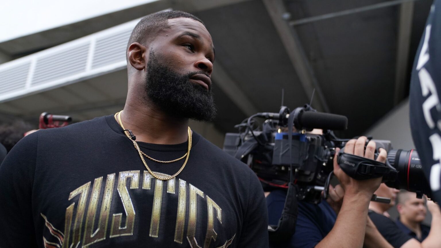 Tyron Woodley backs Dricus Du Plessis over Khamzat Chimaev at UFC 319 Tyron Woodley