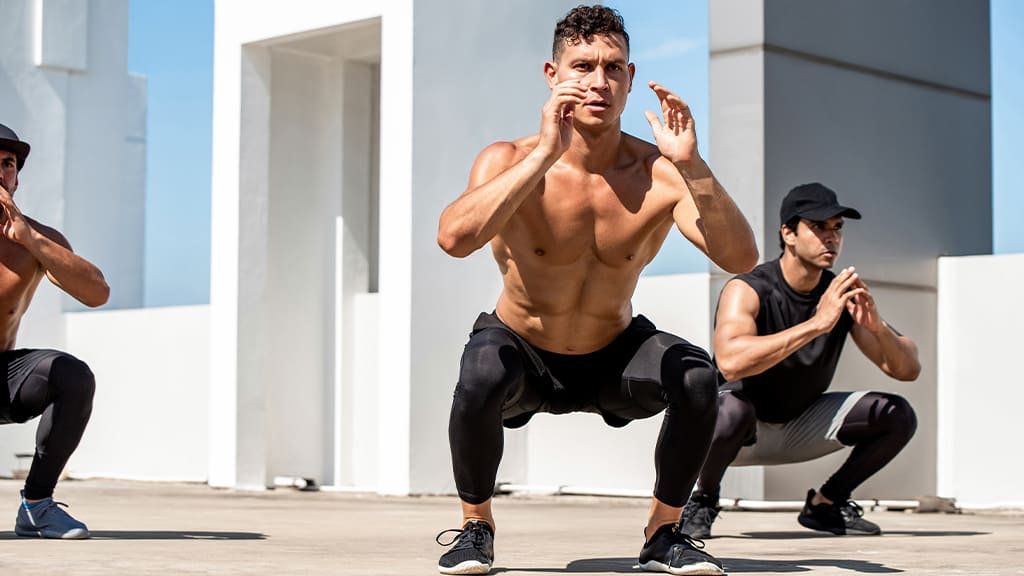 How to Do Squat Pulses: Form, Benefits, and Workout Tips for Stronger Legs and Glutes How to Do Squat Pulses