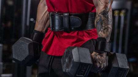 Muscle Growth vs Strength: The Real Difference in Training Programs